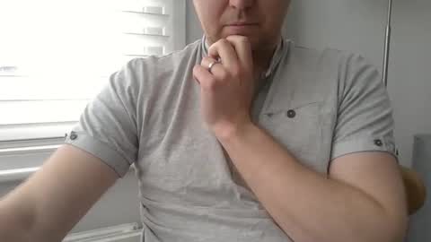 kinkymatt117 online show from May 19, 2026, 11:38 am