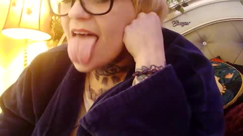 Kinky Pinky online show from January 18, 2026, 5:28 pm