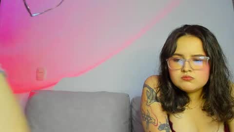 natasha and amber online show from May 18, 2026, 11:21 pm