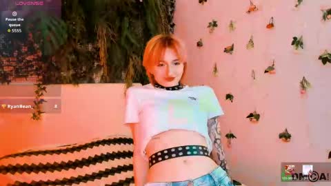 Snapshot of kira__cutie chatting on May 6, 2026, 8:58 pm Kira online show from May 6, 2026, 8:58 pm