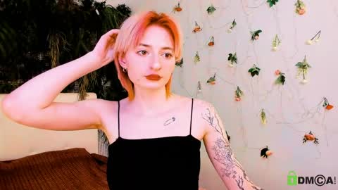 Snapshot of kira__cutie chatting on May 15, 2026, 11:12 pm Kira online show from May 15, 2026, 11:12 pm
