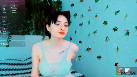 Snapshot of kira__cutie chatting on May 23, 2026, 10:25 pm Kira online show from May 23, 2026, 10:25 pm