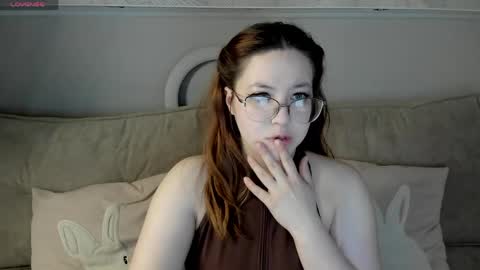 Kira Be11 online show from May 17, 2026, 11:56 pm