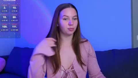 Snapshot of kira_briis chatting on July 2, 2026, 7:20 pm Kira Briis online show from July 2, 2026, 7:20 pm