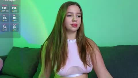 Snapshot of kira_briis chatting on July 8, 2026, 7:07 pm Kira Briis online show from July 8, 2026, 7:07 pm