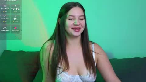 Snapshot of kira_briis chatting on July 20, 2026, 8:00 pm Kira Briis online show from July 20, 2026, 8:00 pm