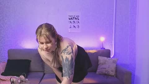 Snapshot of kira_citro chatting on January 11, 2025, 12:12 am Kira  NEXT STREAM December 4 5pm CET  11am EST online show from January 11, 2025, 12:12 am