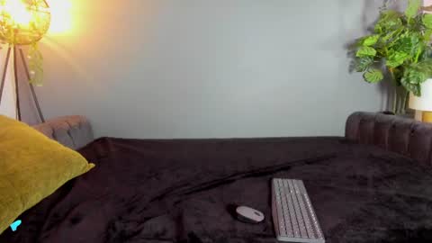 kira_exe online show from June 22, 2026, 11:29 am