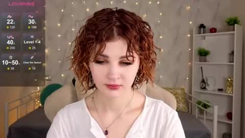 Snapshot of kira_fluffy chatting on June 21, 2026, 12:13 am Kira online show from June 21, 2026, 12:13 am