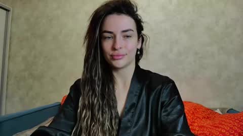 Snapshot of kira_love1 chatting on April 28, 2026, 5:45 am Kira love1 online show from April 28, 2026, 5:45 am