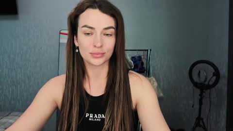 Snapshot of kira_love1 chatting on May 11, 2026, 3:29 pm Kira love1 online show from May 11, 2026, 3:29 pm
