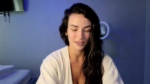 Snapshot of kira_love1 chatting on July 27, 2026, 11:17 am Kira love1 online show from July 27, 2026, 11:17 am