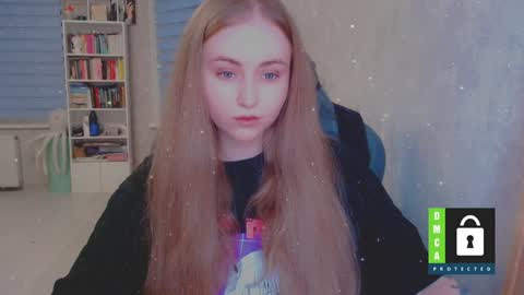 you know thumb up me please its important online show from December 2, 2024, 4:31 pm