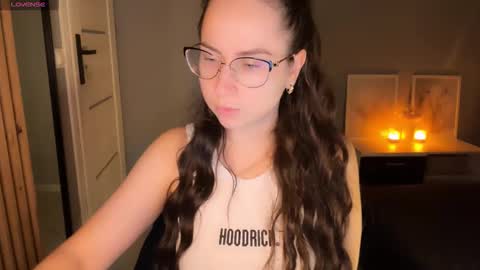 Kira online show from February 13, 2026, 11:34 pm