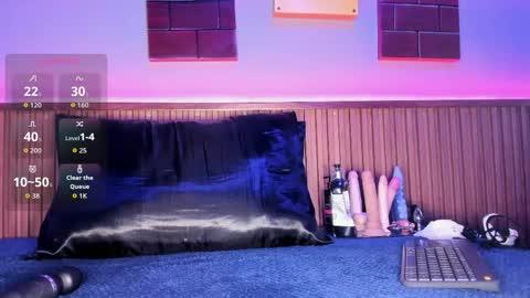 Snapshot of kira_rizzoo chatting on May 6, 2026, 3:39 pm KIRA online show from May 6, 2026, 3:39 pm