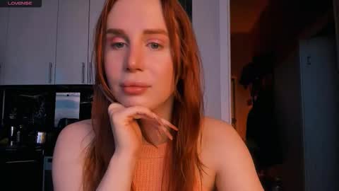 Snapshot of kira_sunrise chatting on March 7, 2026, 8:55 am Kira online show from March 7, 2026, 8:55 am