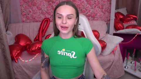 kiraagray online show from February 23, 2026, 3:20 pm