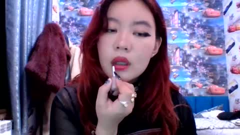 Snapshot of kiradrip chatting on November 7, 2025, 8:09 pm Kira online show from November 7, 2025, 8:09 pm