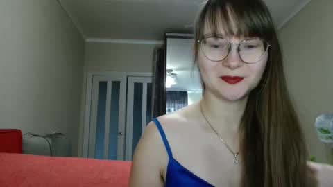 Snapshot of kiragoldens chatting on October 21, 2025, 6:14 am KiraGoldens online show from October 21, 2025, 6:14 am