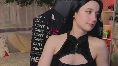 Kira    online show from March 7, 2025, 9:17 pm