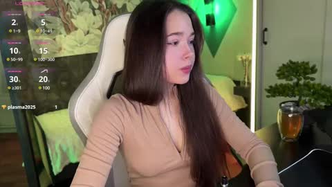 Kira online show from March 3, 2025, 8:16 am