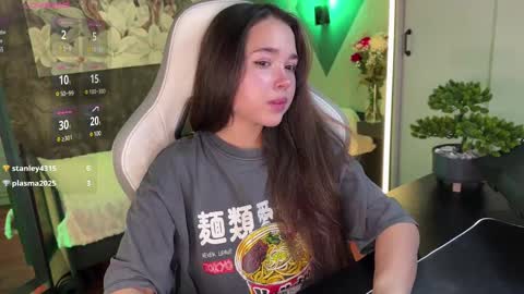 Kira online show from March 10, 2025, 1:21 pm