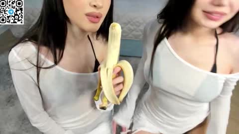 Snapshot of kiriko_chan chatting on October 25, 2025, 8:03 pm Kiriko online show from October 25, 2025, 8:03 pm