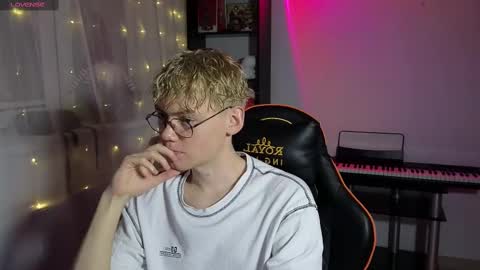 Kirill and Andrey online show from March 5, 2025, 3:51 pm