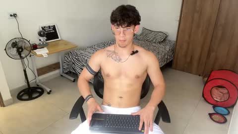Snapshot of kisan_smith chatting on January 14, 2025, 6:17 pm Kisan online show from January 14, 2025, 6:17 pm