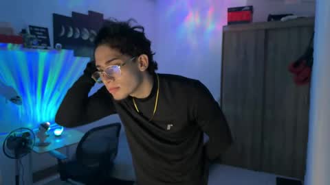 Snapshot of kisan_smith chatting on October 21, 2025, 3:18 am Kisan online show from October 21, 2025, 3:18 am