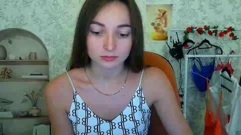 Valeria online show from October 22, 2025, 2:28 pm