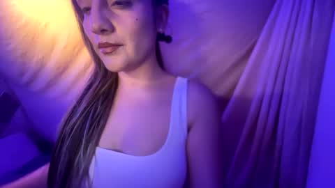 Snapshot of kissahsins chatting on March 10, 2025, 1:23 am Kissah Kreampuff online show from March 10, 2025, 1:23 am