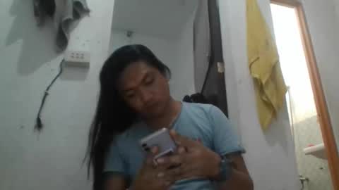 kisses_trixiats online show from January 4, 2025, 11:33 am