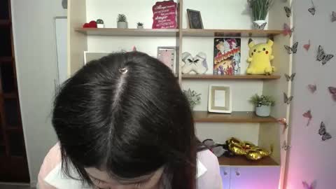 Snapshot of kissleoxx chatting on May 5, 2026, 12:35 pm kissleoxx online show from May 5, 2026, 12:35 pm