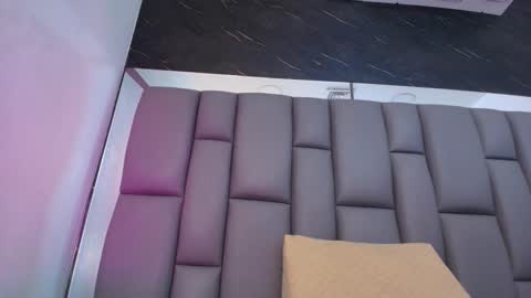 BELLA FLAME online show from February 27, 2026, 7:03 pm