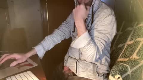 kissofbanned1983 online show from February 21, 2026, 9:43 am