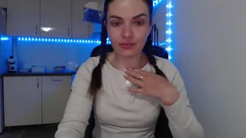Snapshot of kitcatheaven4u chatting on June 20, 2026, 10:56 pm Im Amaia Everyone Merry Christmas online show from June 20, 2026, 10:56 pm