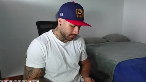 Snapshot of kite__ chatting on December 25, 2024, 3:49 pm kite__ online show from December 25, 2024, 3:49 pm