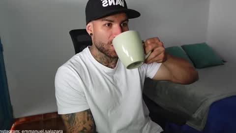 Snapshot of kite__ chatting on December 30, 2024, 2:19 pm kite__ online show from December 30, 2024, 2:19 pm