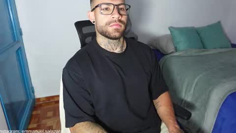 Snapshot of kite__ chatting on January 3, 2025, 11:23 pm kite__ online show from January 3, 2025, 11:23 pm