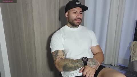 kite__ online show from January 12, 2026, 11:10 pm