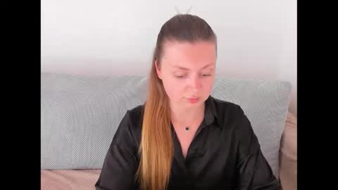 Snapshot of kitkatvel chatting on May 25, 2026, 12:44 pm kitkatvel online show from May 25, 2026, 12:44 pm