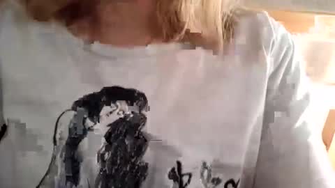 kitsuneniki online show from February 19, 2026, 4:36 pm