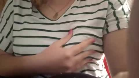 kitsuneniki online show from March 8, 2026, 6:44 pm