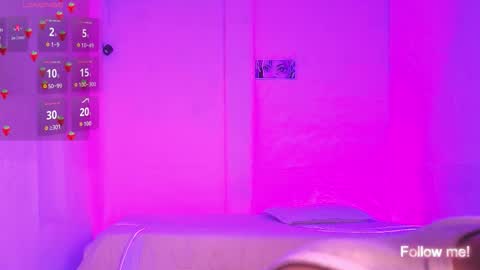 Snapshot of kitsuneplay_ chatting on January 17, 2026, 5:45 am Salvatore online show from January 17, 2026, 5:45 am