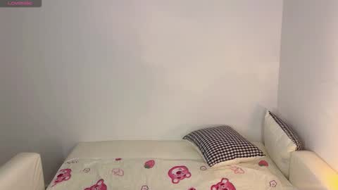 Snapshot of kittenfishing chatting on September 12, 2025, 3:56 pm kit online show from September 12, 2025, 3:56 pm