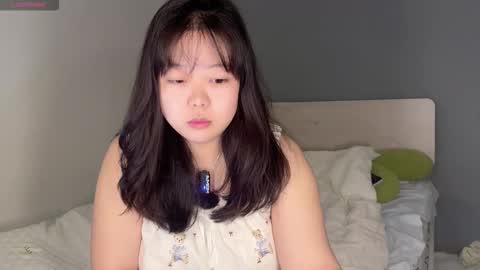 Snapshot of kittenfishing chatting on September 18, 2025, 8:22 pm kit online show from September 18, 2025, 8:22 pm