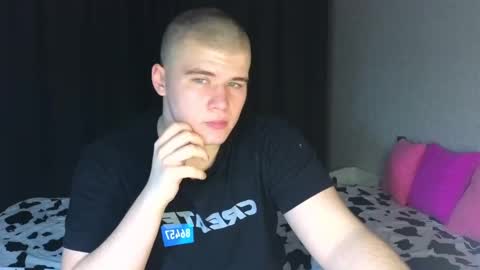 Snapshot of kittenmur chatting on February 15, 2025, 5:50 pm Vlad online show from February 15, 2025, 5:50 pm