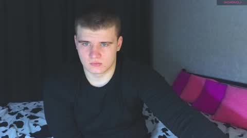 Snapshot of kittenmur chatting on February 28, 2025, 6:09 pm Vlad online show from February 28, 2025, 6:09 pm