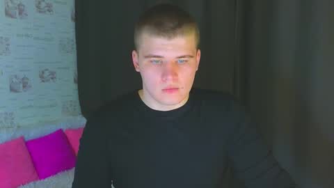 Snapshot of kittenmur chatting on September 27, 2025, 8:47 pm Vlad online show from September 27, 2025, 8:47 pm